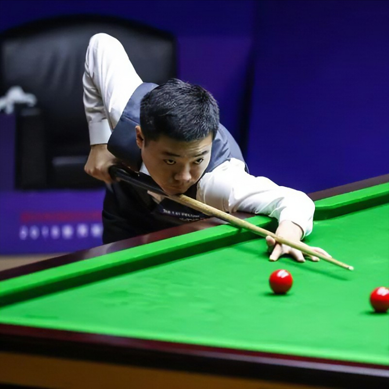 与球员反应 与球员反应